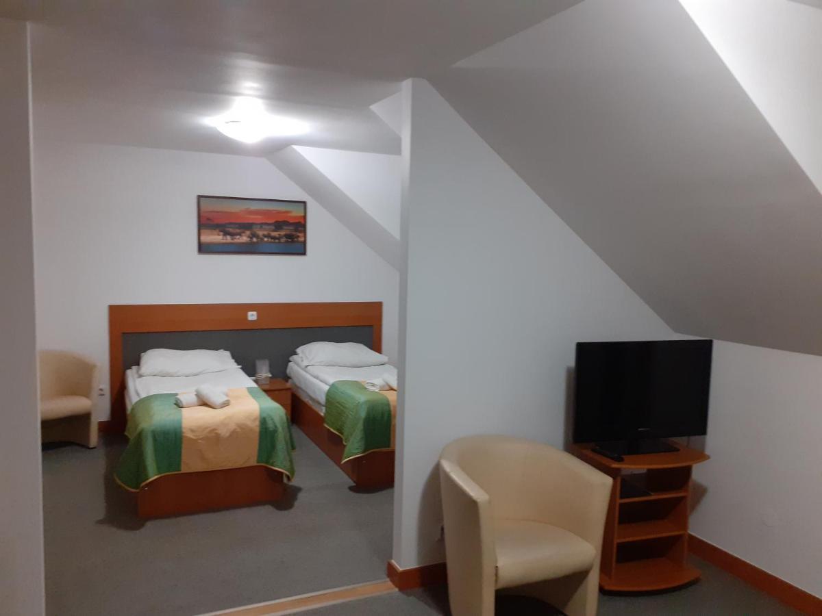 Aparthotel Arkadia 普沃茨克 外观 照片