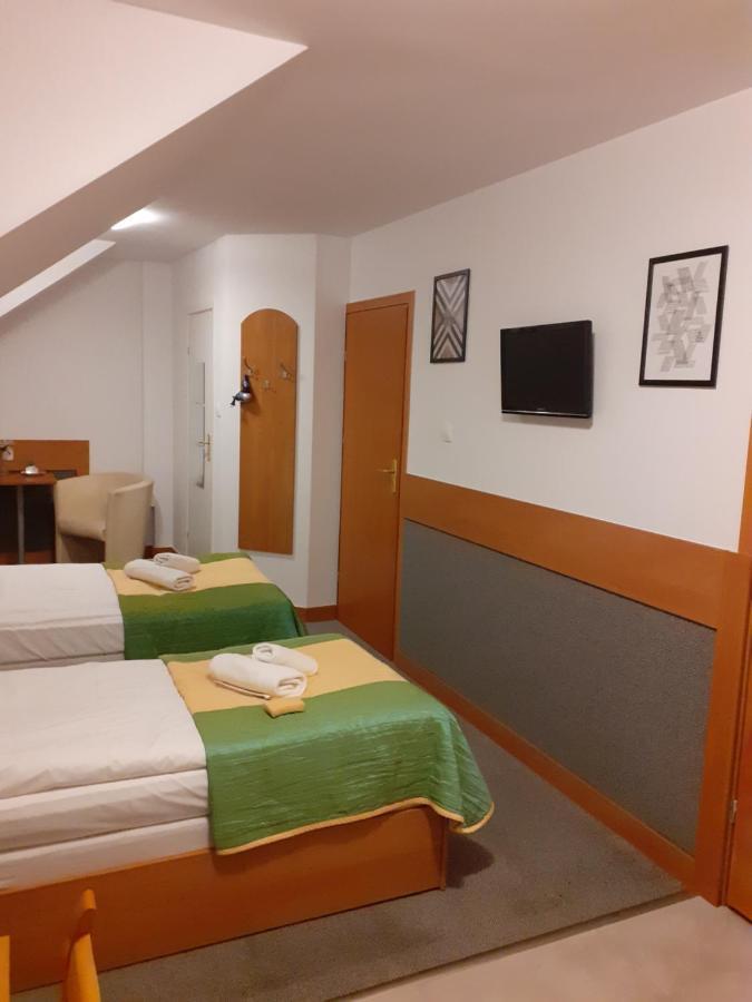 Aparthotel Arkadia 普沃茨克 外观 照片