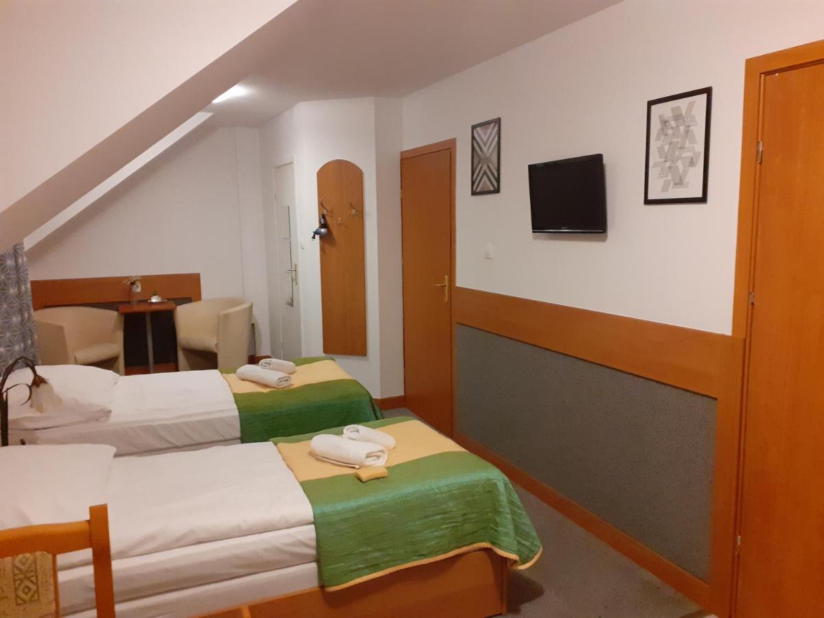 Aparthotel Arkadia 普沃茨克 外观 照片