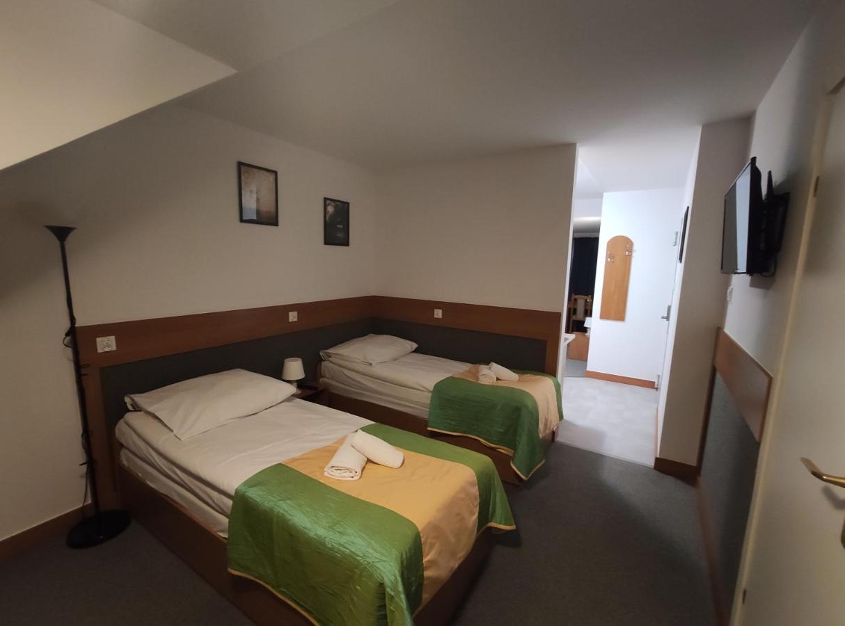 Aparthotel Arkadia 普沃茨克 外观 照片